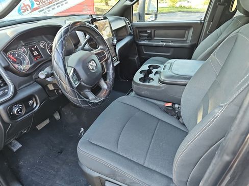 Used 2025 RAM 3500 Tradesman AWD/4WD image 16