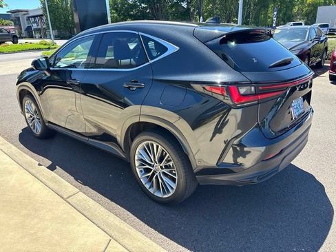 Used 2022 Lexus NX 350h AWD w/ Vision Package image 6