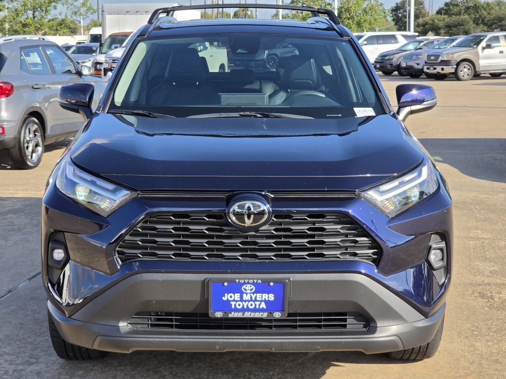 Used 2025 Toyota RAV4 XLE Premium FWD image 3