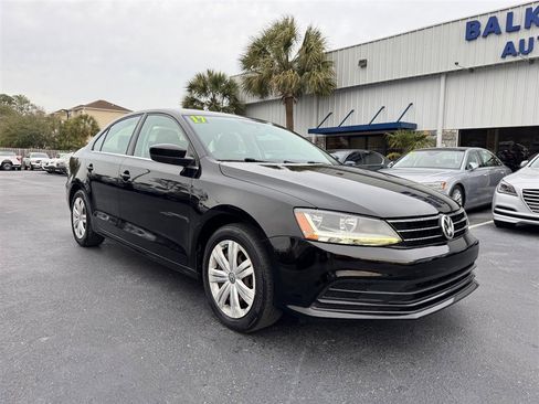 Used 2017 Volkswagen Jetta S image 2