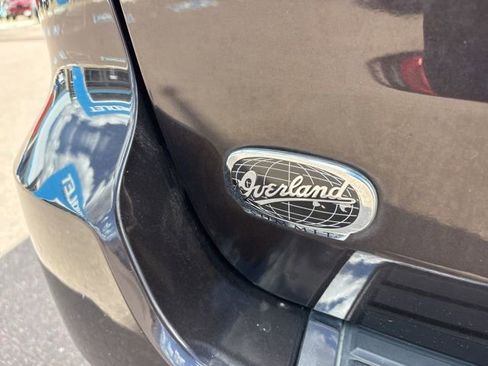 Used 2013 Jeep Grand Cherokee Overland Summit RWD image 7