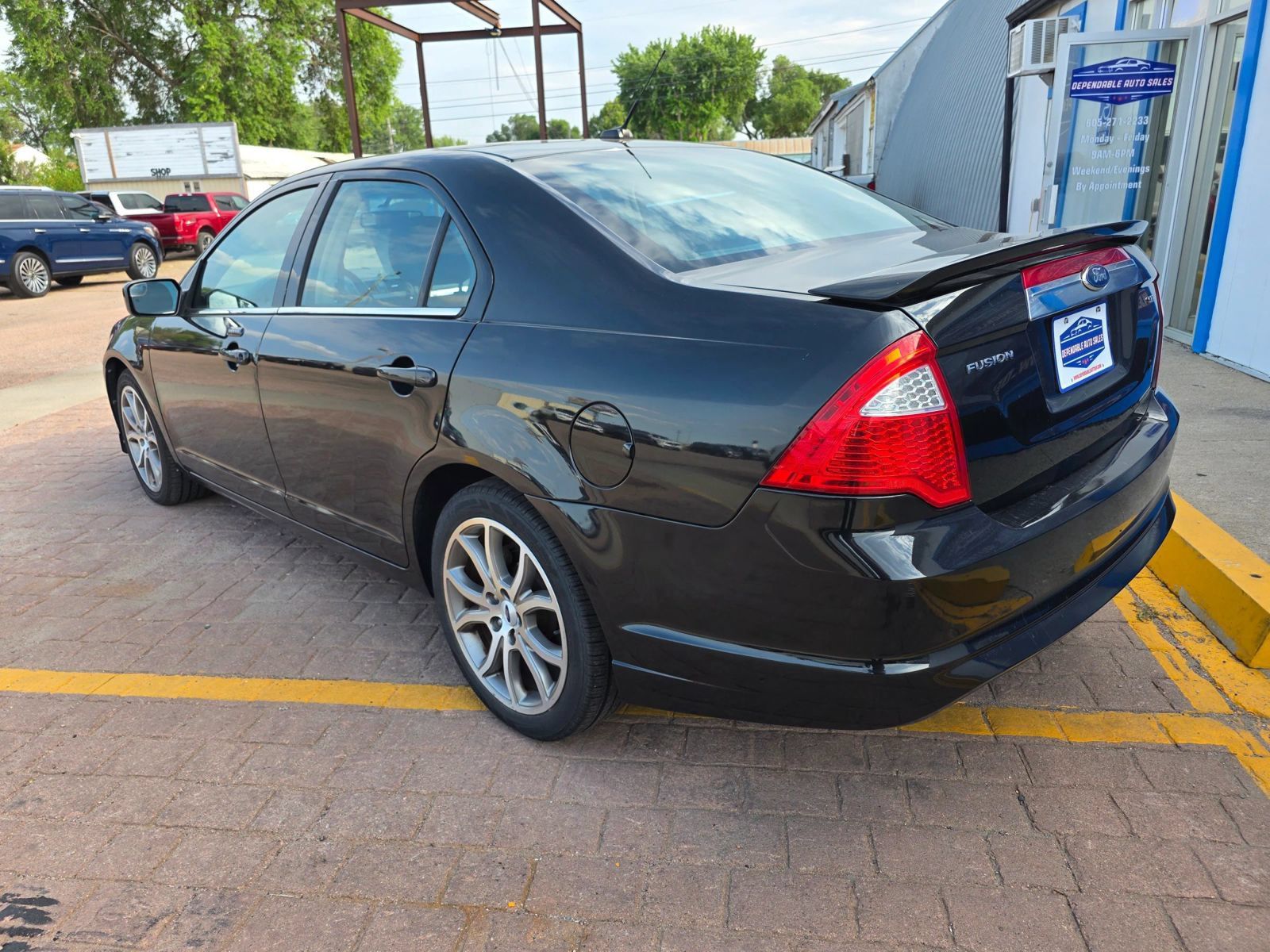 Used 2012 Ford Fusion SEL FWD image 7