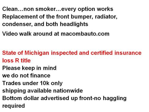 Used 2017 Ford Focus SE image 2