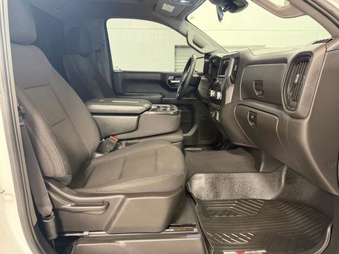 Used 2024 GMC Sierra 1500 Pro w/ Pro Value Package image 24