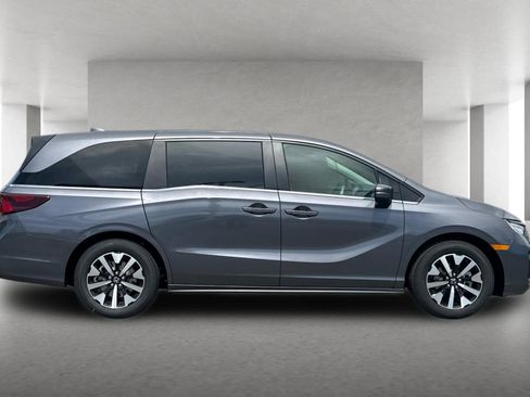 New 2026 Honda Odyssey EX-L image 3