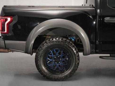 Used 2017 Ford F150 Raptor w/ Equipment Group 801A Mid AWD/4WD image 27