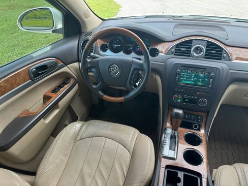 Used 2011 Buick Enclave CXL w/ LPO, Cargo Convenience Pkg AWD/4WD image 21