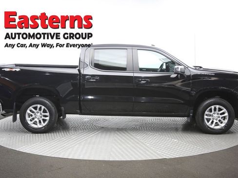 Used 2022 Chevrolet Silverado 1500 LT image 46