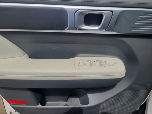 Used 2025 Hyundai Santa Fe SEL AWD/4WD image 24