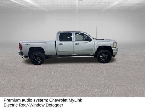 Used 2014 Chevrolet Silverado 2500 LTZ w/ LTZ Plus Package AWD/4WD image 15