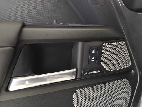 Used 2024 Land Rover Defender 130 Outbound image 25