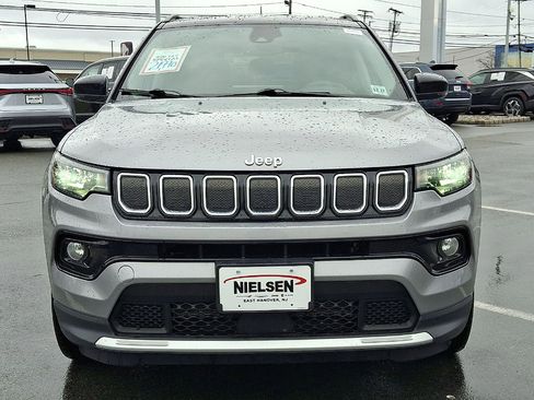 Used 2022 Jeep Compass Limited image 29