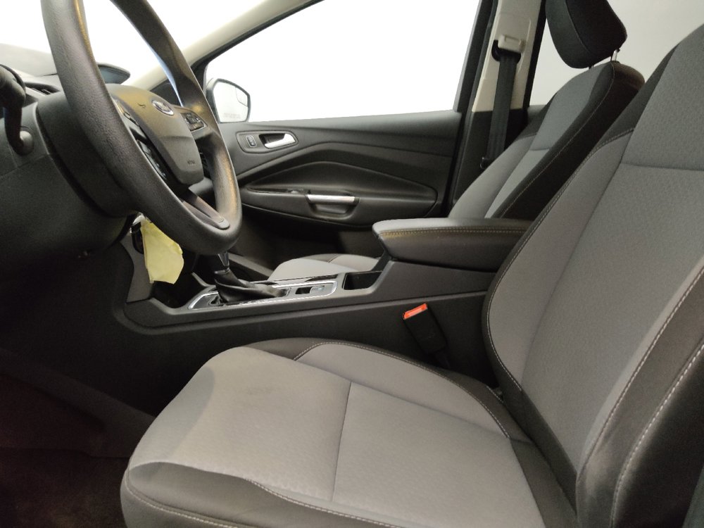 Used 2018 Ford Escape SE w/ SE Sync 3 Package AWD/4WD image 17