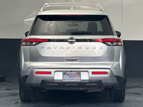 Used 2024 Nissan Pathfinder SL image 4
