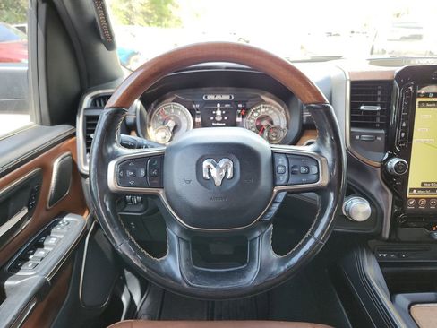 Used 2019 RAM 1500 Limited RWD image 14