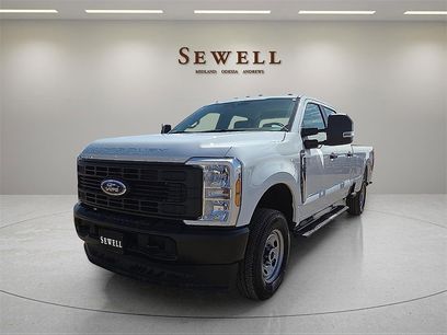 New 2025 Ford F250 Lariat w/ FX4 Off-Road Package