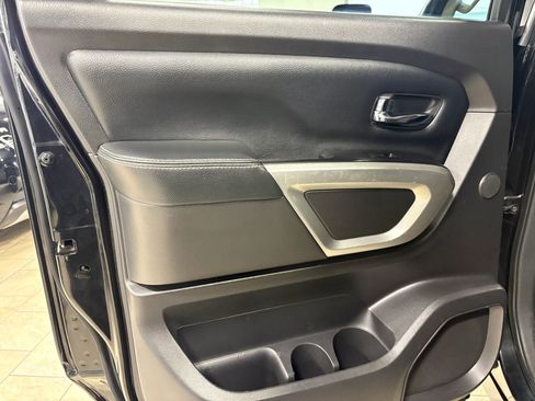 Used 2017 Nissan Titan PRO-4X image 37