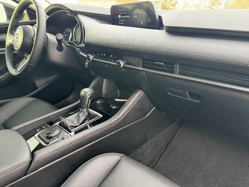 Certified 2025 MAZDA MAZDA3 s image 14