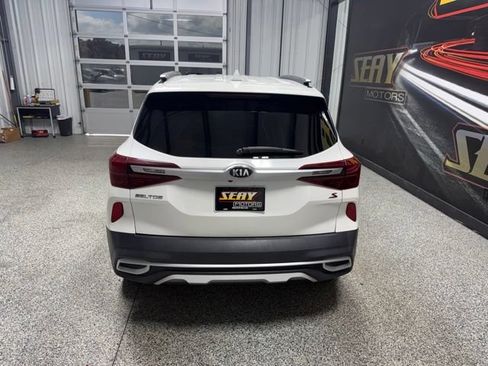 Used 2021 Kia Seltos S FWD image 12