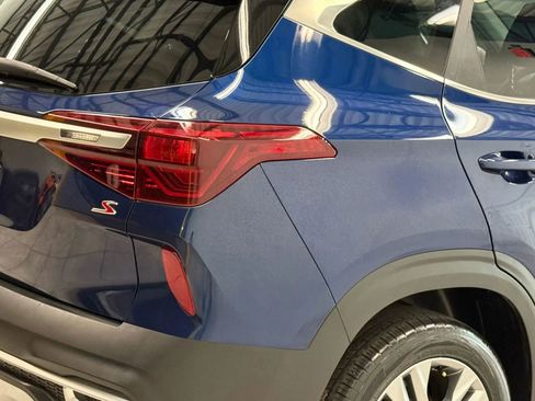 Used 2021 Kia Seltos S FWD image 10
