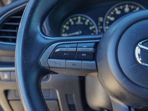 Used 2021 MAZDA MAZDA3 s image 13