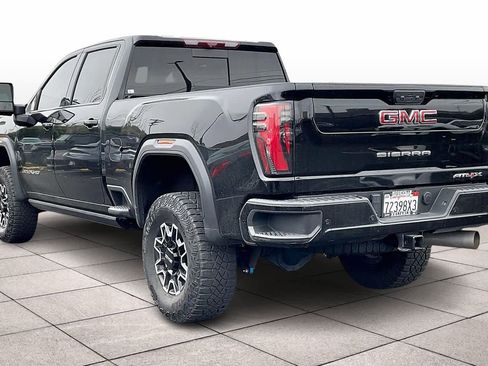 Used 2024 GMC Sierra 2500 AT4X image 14