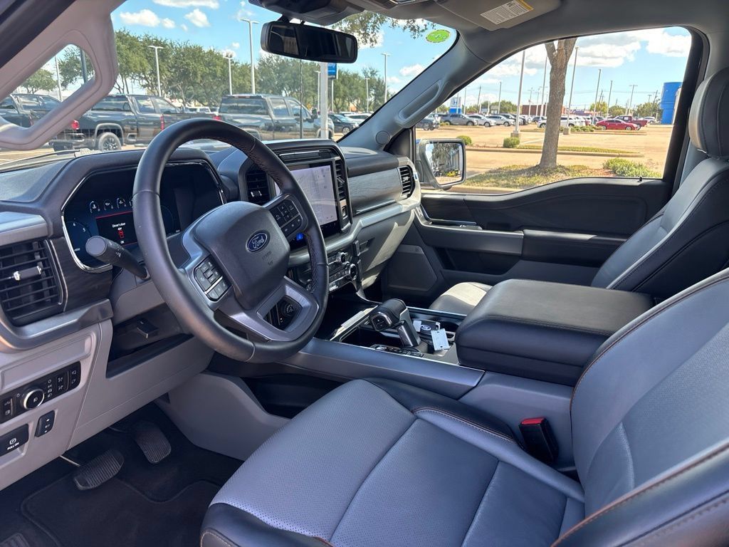 Used 2025 Ford F150 Lariat w/ Equipment Group 501A Mid AWD/4WD image 11