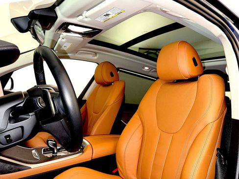 Certified 2022 BMW X7 xDrive40i w/ Premium Package image 20