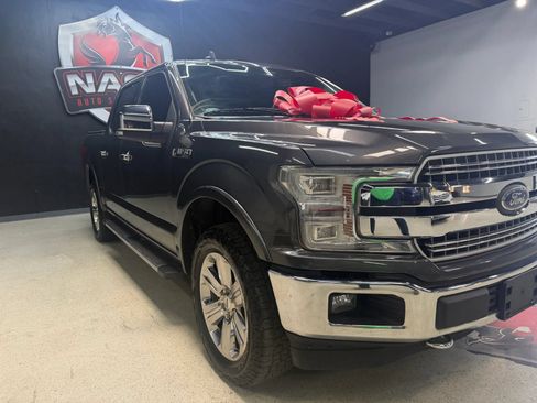 Used 2019 Ford F150 Lariat w/ Equipment Group 502A Luxury AWD/4WD image 6