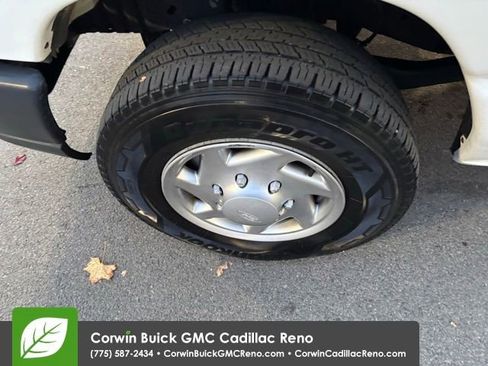 Used 2014 Ford E-250 and Econoline 250 image 25