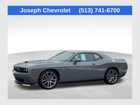 Used 2023 Dodge Challenger R/T image 1