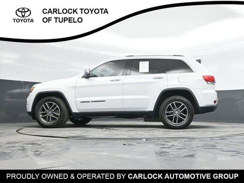 Used 2018 Jeep Grand Cherokee Limited image 42
