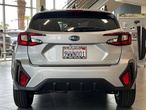 Certified 2025 Subaru Crosstrek 2.5i Premium AWD/4WD image 4
