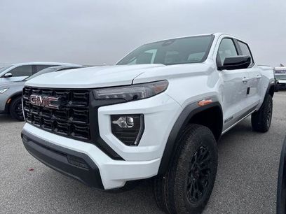 New 2026 GMC Canyon Elevation