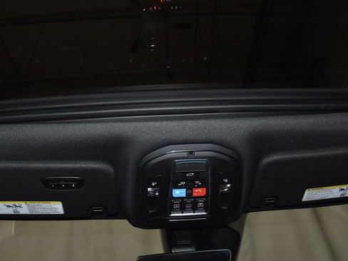 Used 2024 Jeep Wagoneer Series II image 21