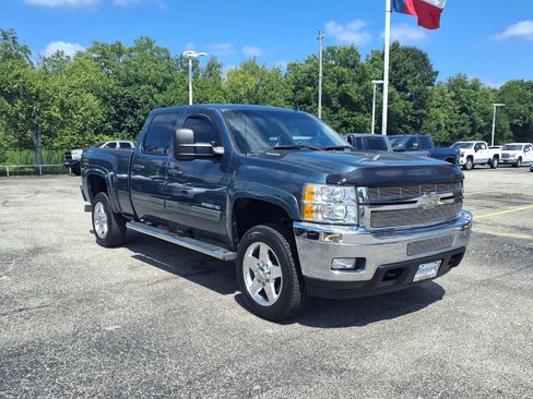Used 2013 Chevrolet Silverado 2500 LTZ w/ LTZ Plus Package AWD/4WD image 20