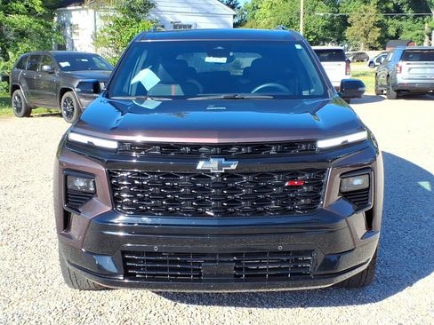 Used 2024 Chevrolet Traverse RS FWD image 2