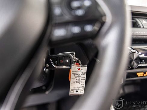 Used 2020 Toyota RAV4 LE w/ All Weather Liner Package AWD/4WD image 25