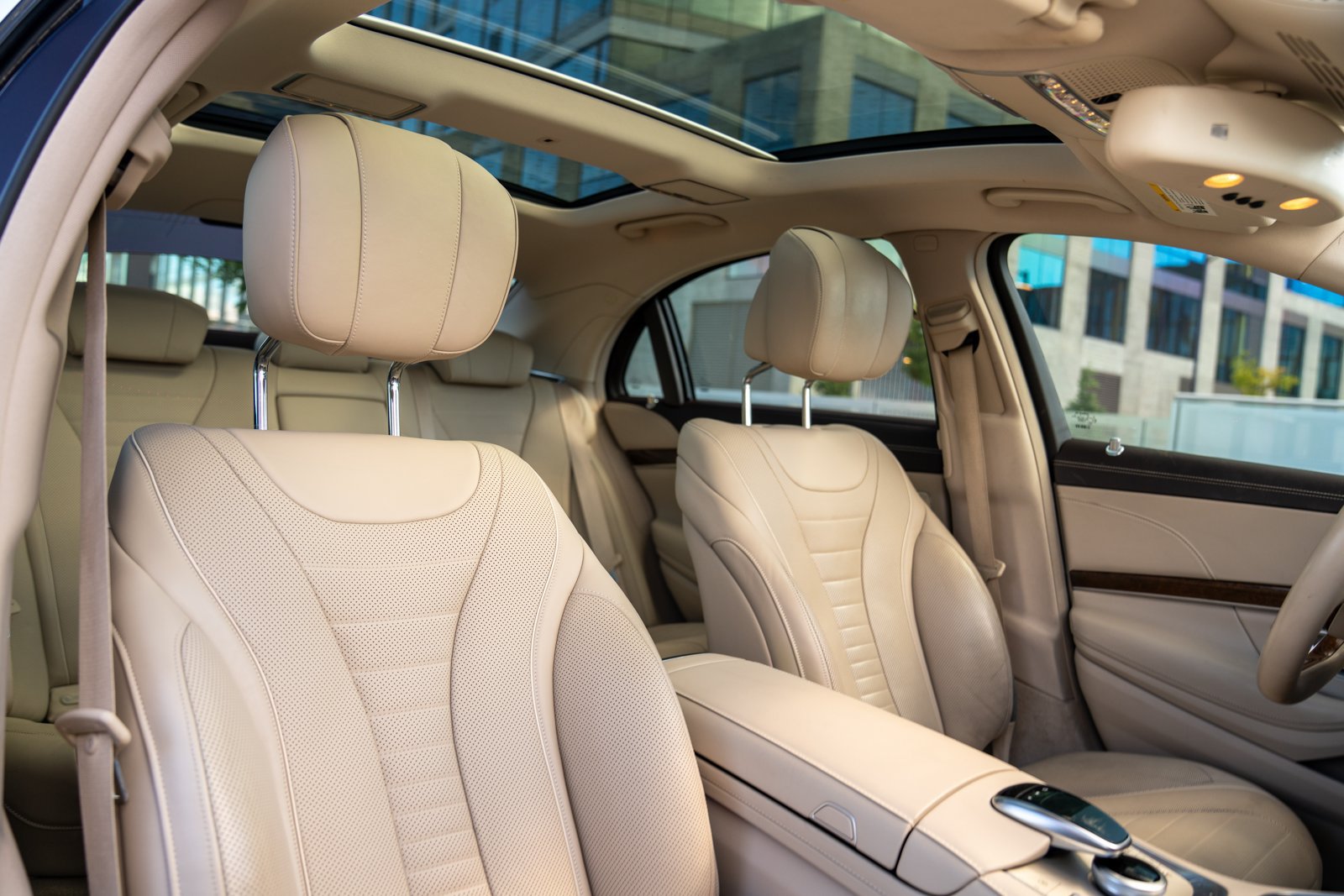 Used 2017 Mercedes-Benz S 550 4MATIC Sedan image 28