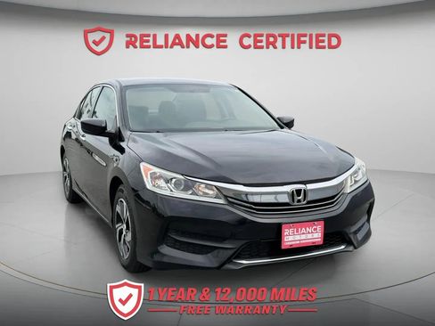 Used 2017 Honda Accord LX image 8
