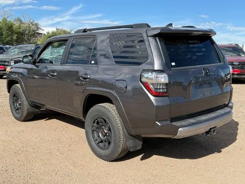 Used 2020 Toyota 4Runner TRD Off-Road Premium w/ Moonroof Package AWD/4WD image 3