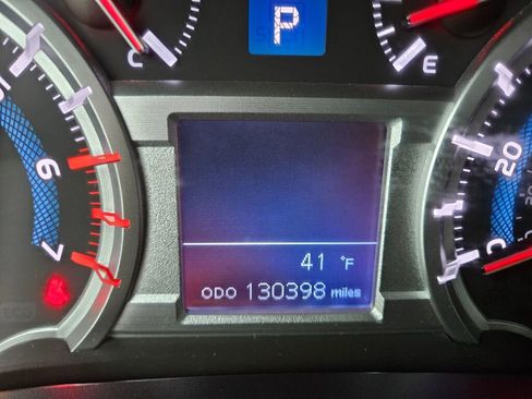 Used 2015 Toyota 4Runner Limited image 3