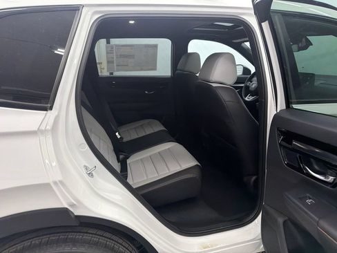 Used 2026 Honda CR-V Sport Touring image 17