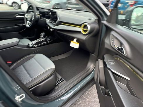 New 2026 Chevrolet Trax LT w/ LT Convenience Package image 16