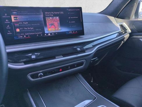 Certified 2024 BMW X7 xDrive40i w/ M Sport Package image 15