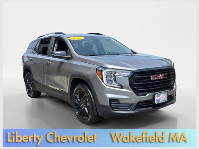 Used 2023 GMC Terrain SLE w/ Driver Convenience Package AWD/4WD image 1