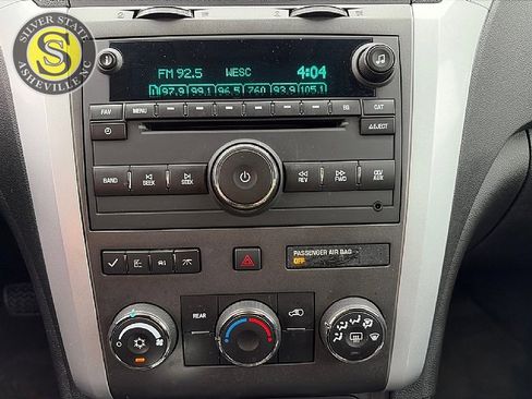 Used 2010 Chevrolet Traverse LT w/ Personal Connectivity Package FWD image 29