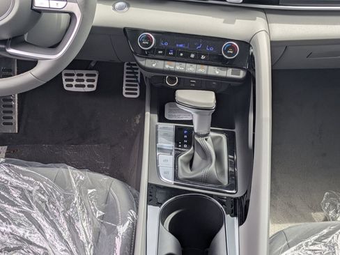 New 2026 Hyundai Elantra SEL Sport Premium FWD image 18
