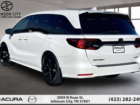 Used 2024 Honda Odyssey Sport image 13