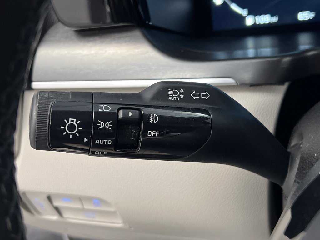 Used 2023 Kia Sorento SX AWD/4WD image 59